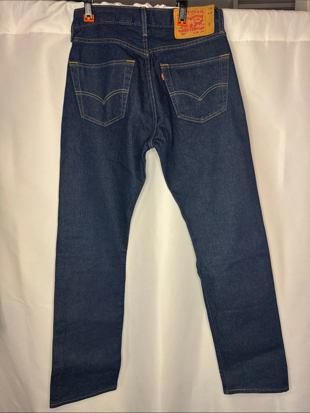Levi's 501 button fly. Dark Blue Straight Men's Jeans 28x30. New